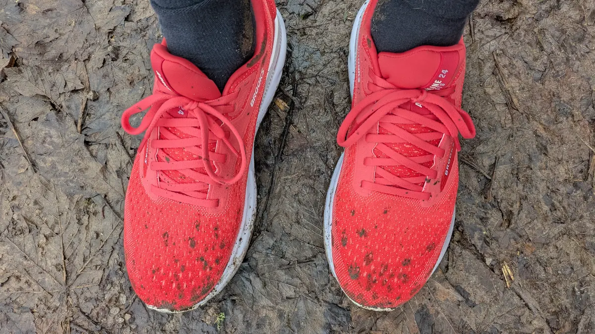 verschmutzte Laufschuhe